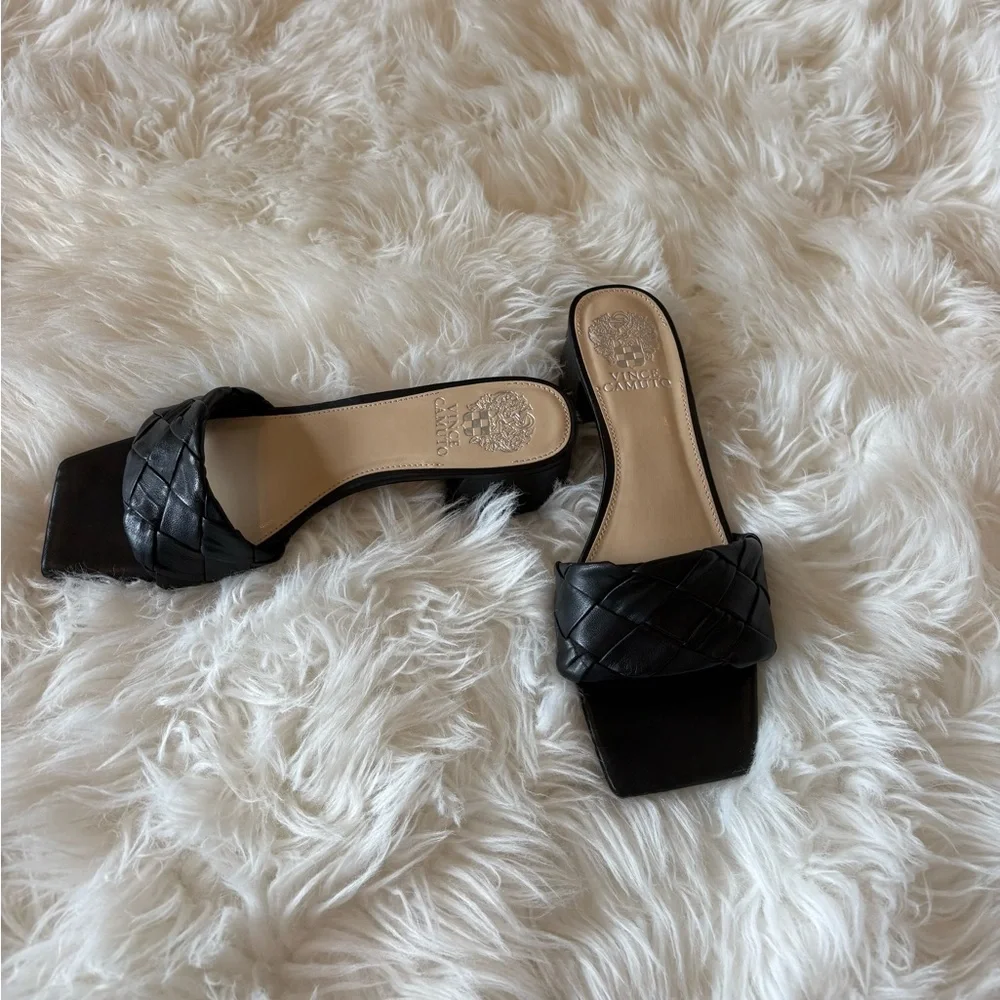 Vince Camuto Black Woven Leather Mules Size 7.5 - Picture 2 of 5